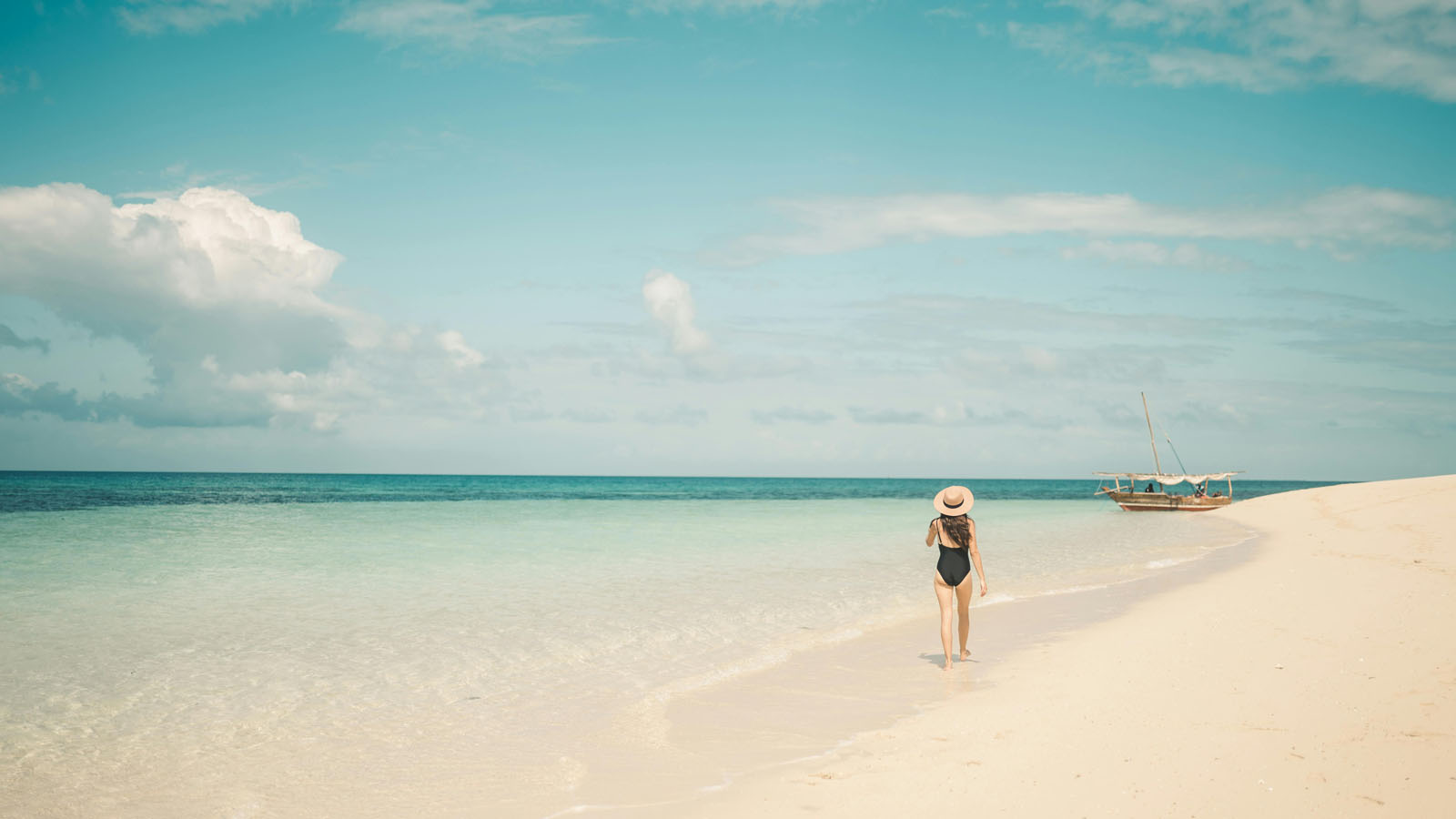 5-Day Zanzibar Beach, Culture & Marine Adventure